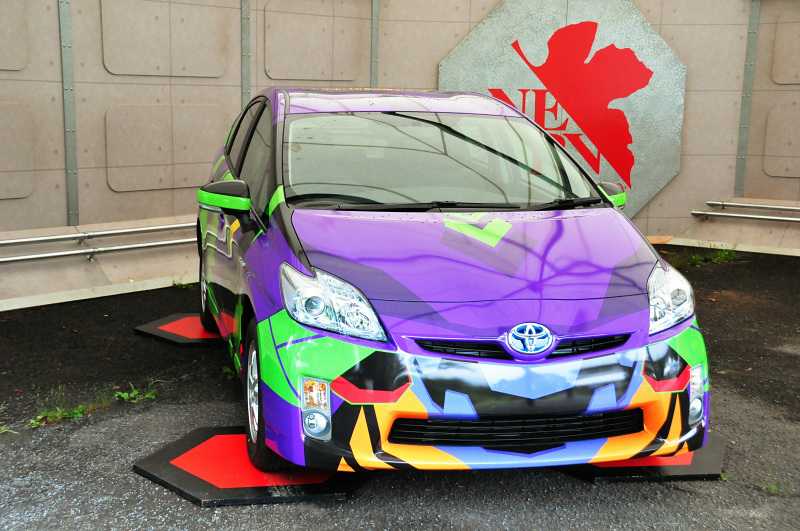 Illustration for article titled Toyota Continues to Chase Nerds (Now With Less Awkwardness)